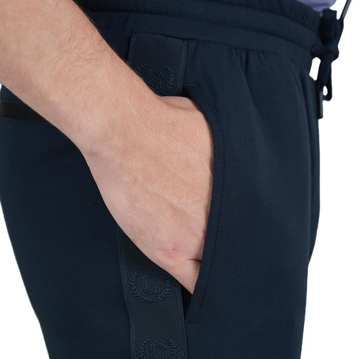 კაცის შარვალი