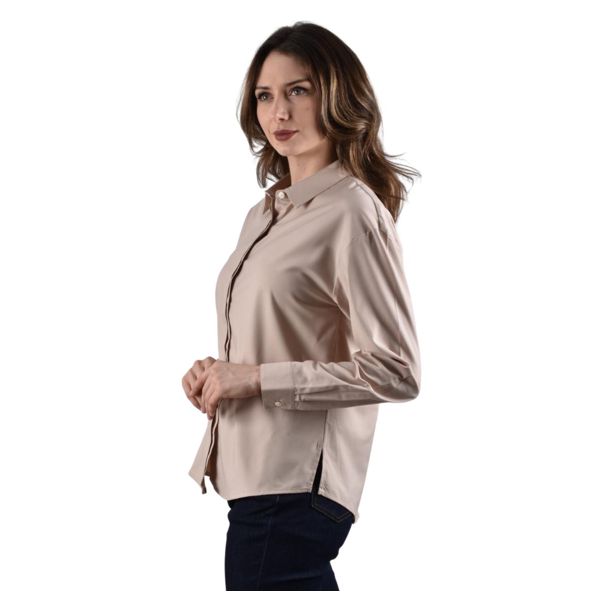 ქალის მაისური